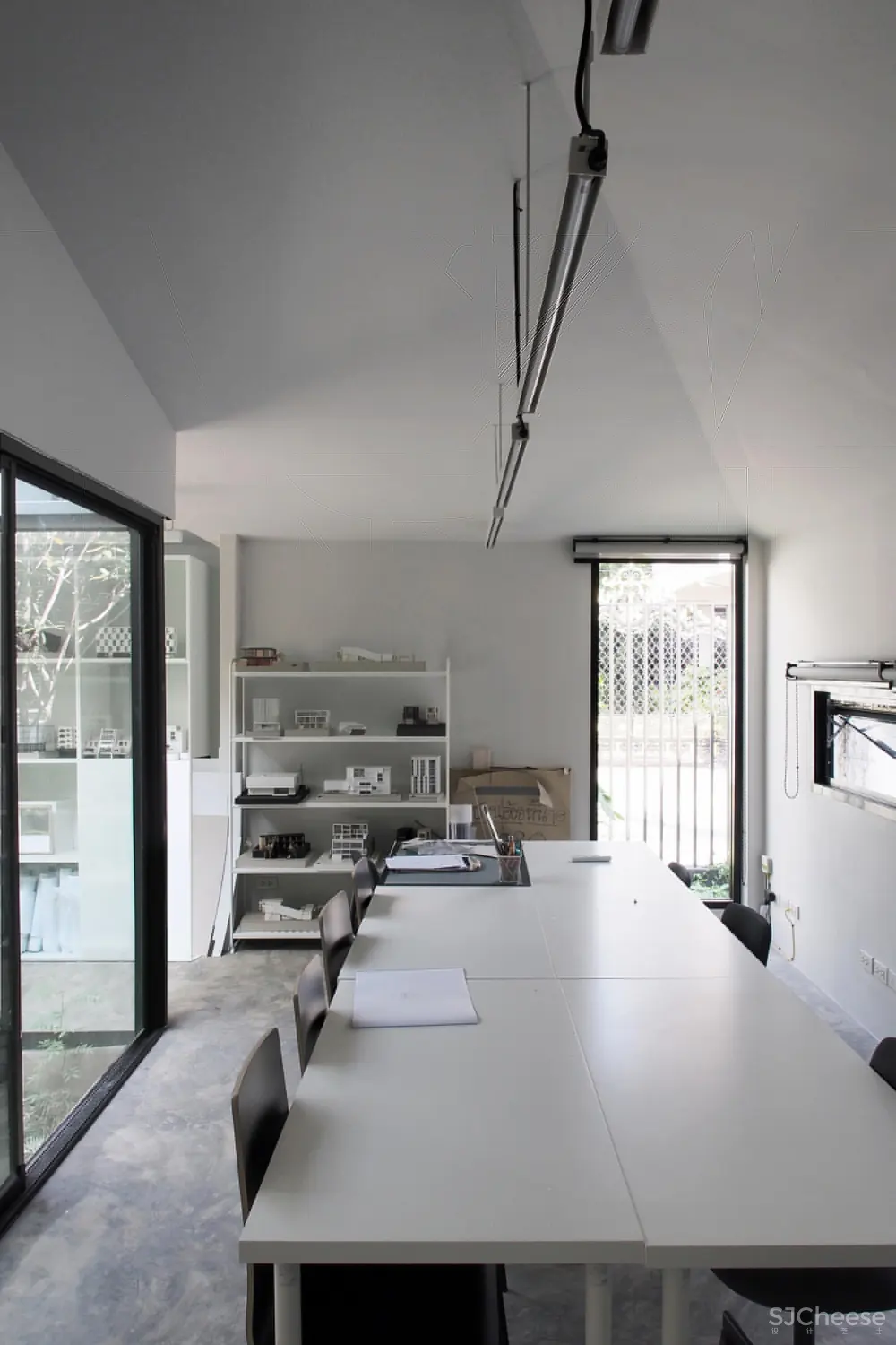 ASWA | 泰国曼谷一间49平米建筑工作室