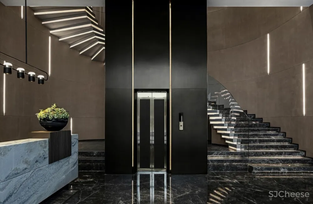 造价6500/㎡顶级售楼中心设计丨呈现出空间美感契合的精美质感