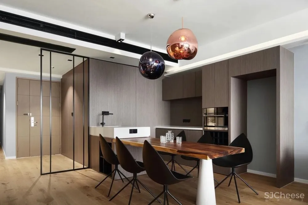 一位单身女孩,一个人住180㎡,在家是她最美的时光