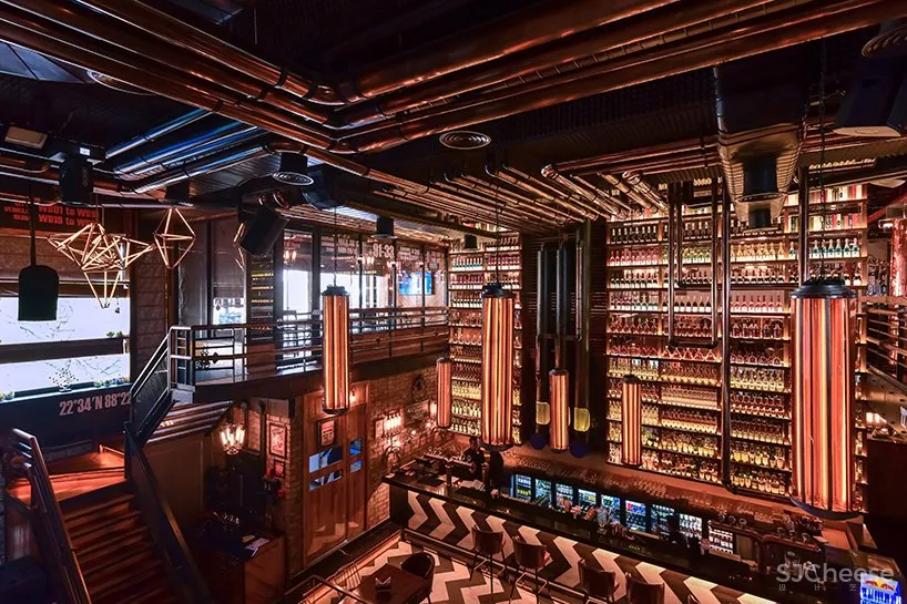 灵感来自炼油厂，refinery 091音乐酒吧 Nexus Design