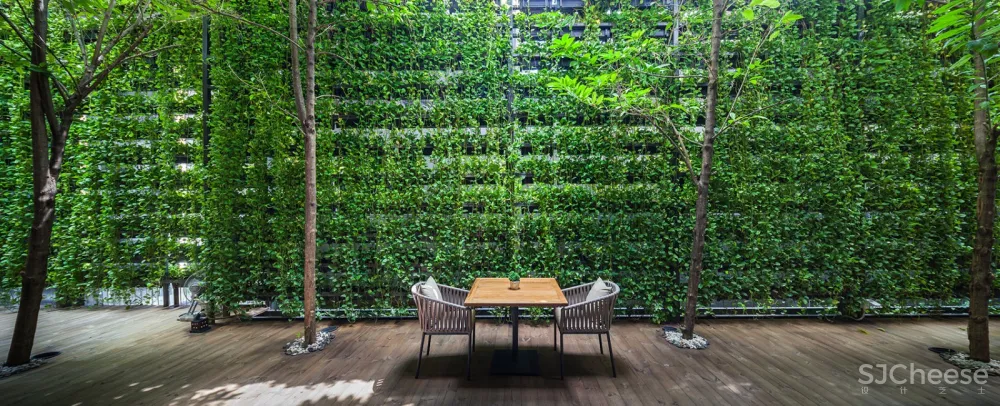 Ad Lib酒店庭院，曼谷 / T.R.O.P: terrains+open space