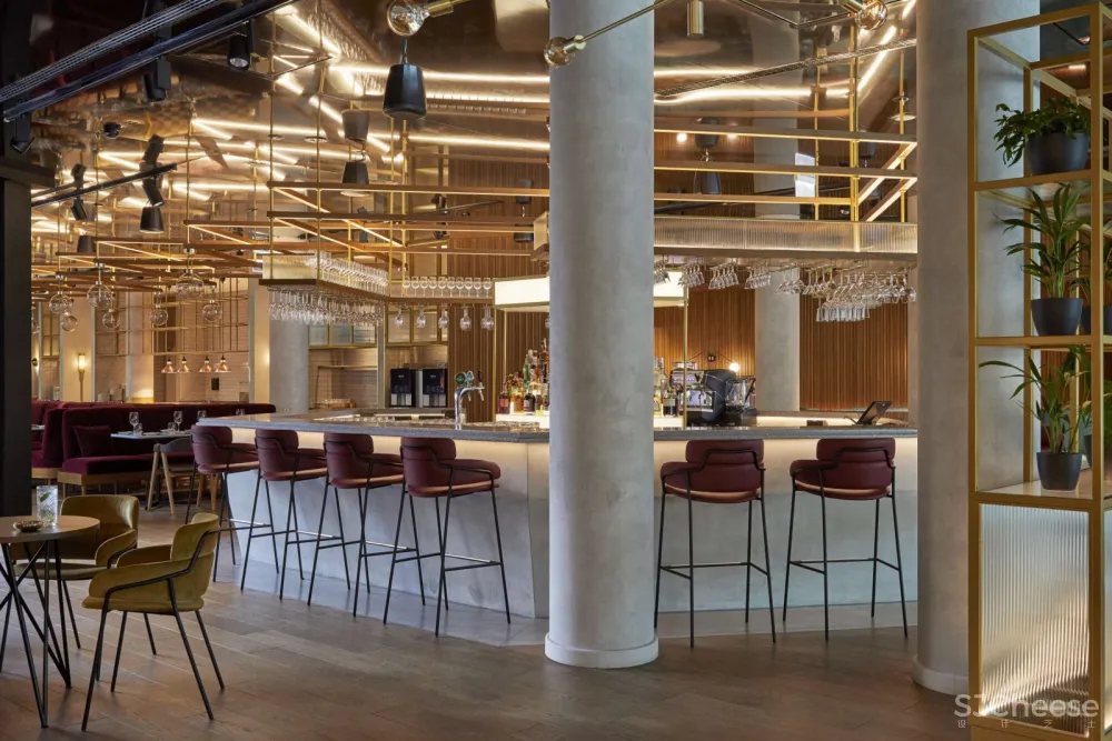 波兰现代工业的精致与活力，PURO酒店 SUPER FUTURES