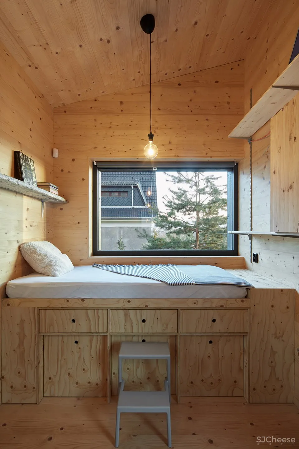 墙后住宅，捷克 / Mjölk architects