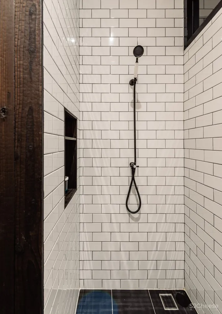 FLAT12x | 古典与现代结合的泰国住宅 Bird Bom House