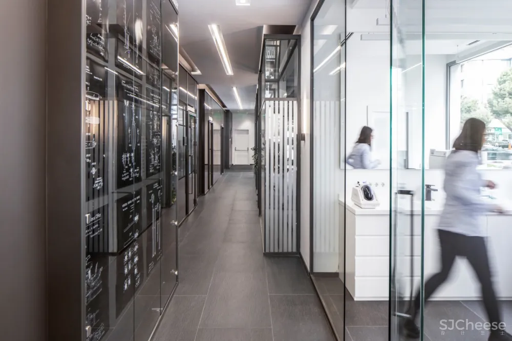 Slash Architects | 土耳其一间极简口腔牙科诊所