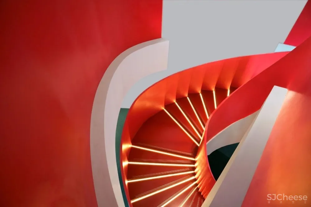 新作 | 复星集团 · BFC 外滩金融中心空中健身会所 · 连自成重磅新作