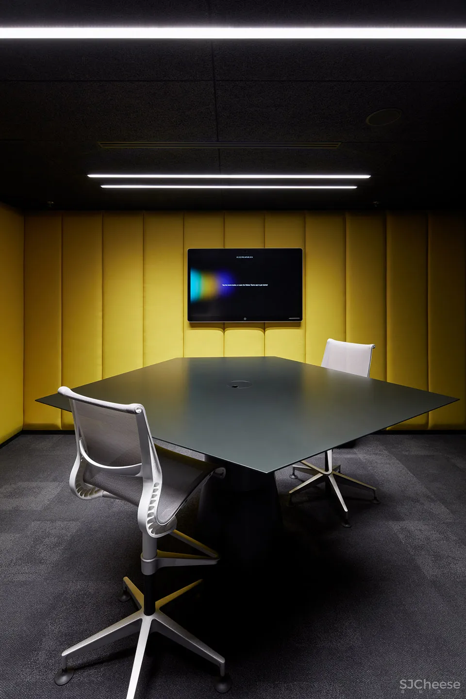 以细胞分裂、生长和分化的方式设计空间，布拉格EOH IT中心 Perspektiv s.r.o.