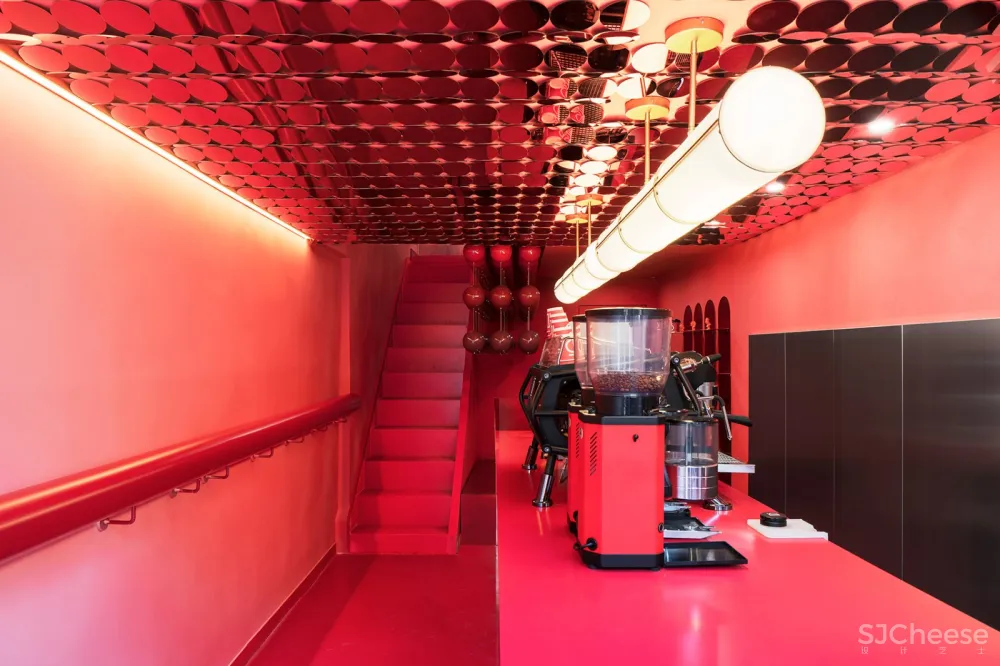 咖啡情景剧 – 105 Cafe空间设计，上海 / 锦莳设计