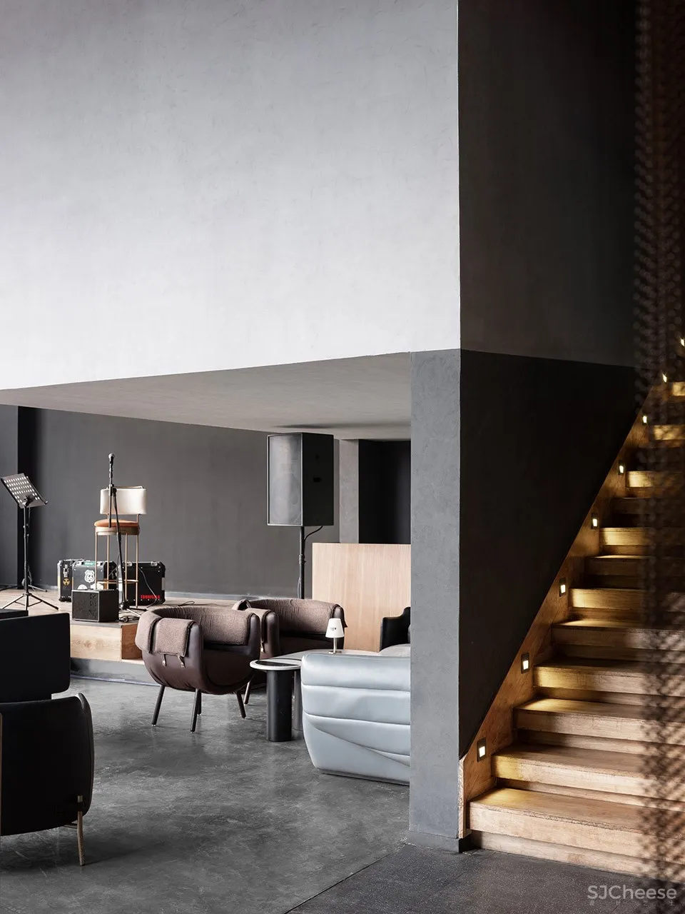 薄荷花园酒吧,河北 / 侯天天+李成+刘晓鲁