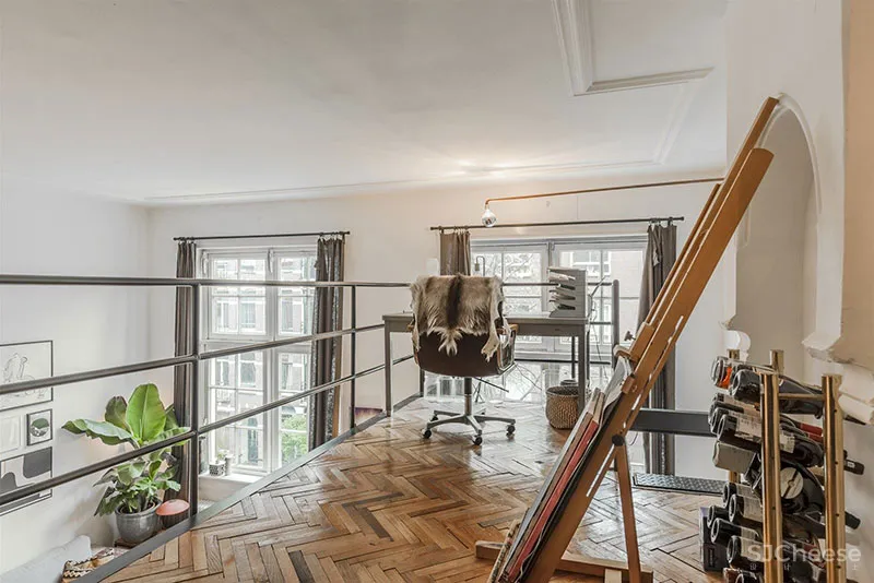 阿姆斯特丹的双层Loft住宅，带夹层和迷人的儿童房