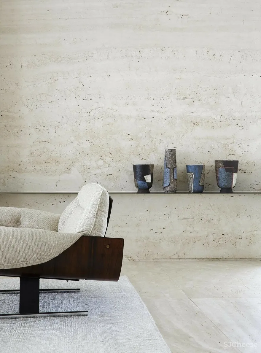 RS Apartment in Rio de Janeiro / Studio Arthur Casas