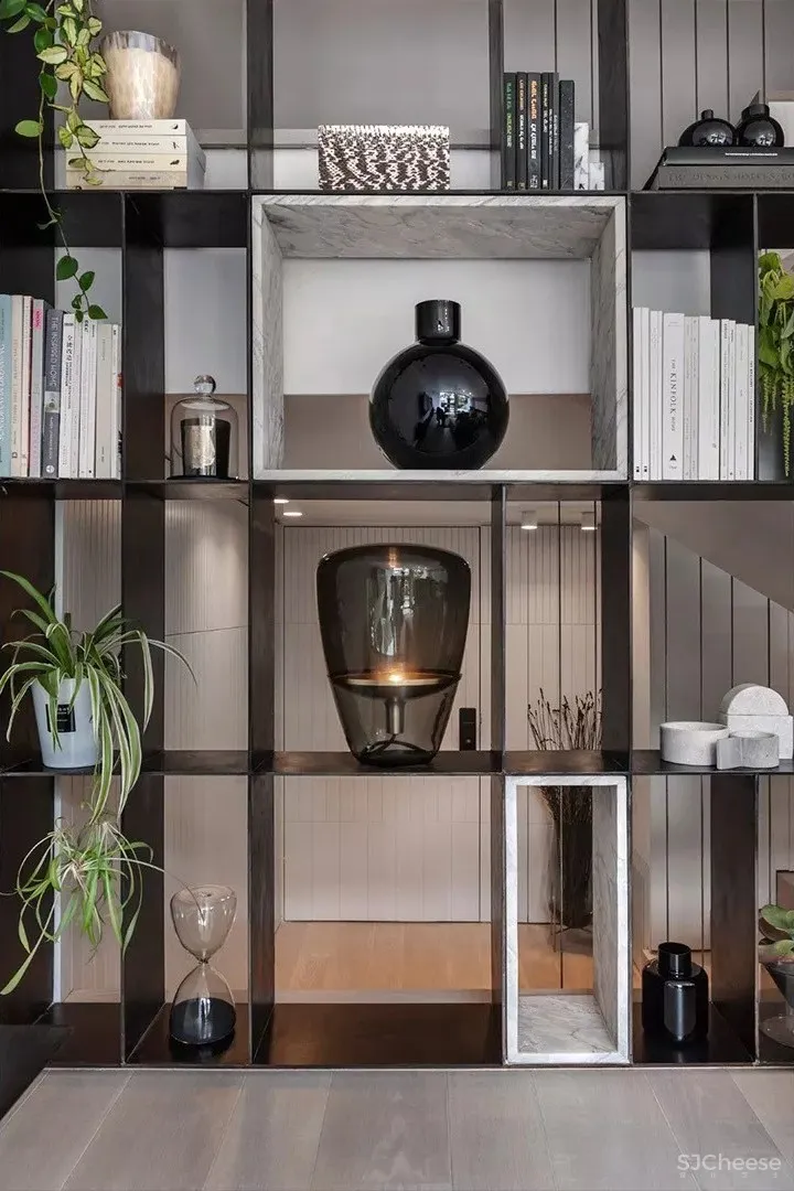 黑白灰品质感大宅 Aviram Kushmirski