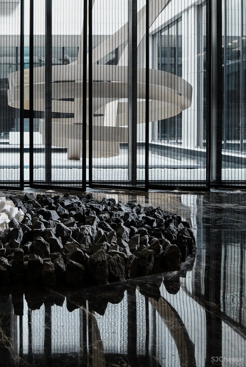 造价6500/㎡顶级售楼中心设计丨呈现出空间美感契合的精美质感