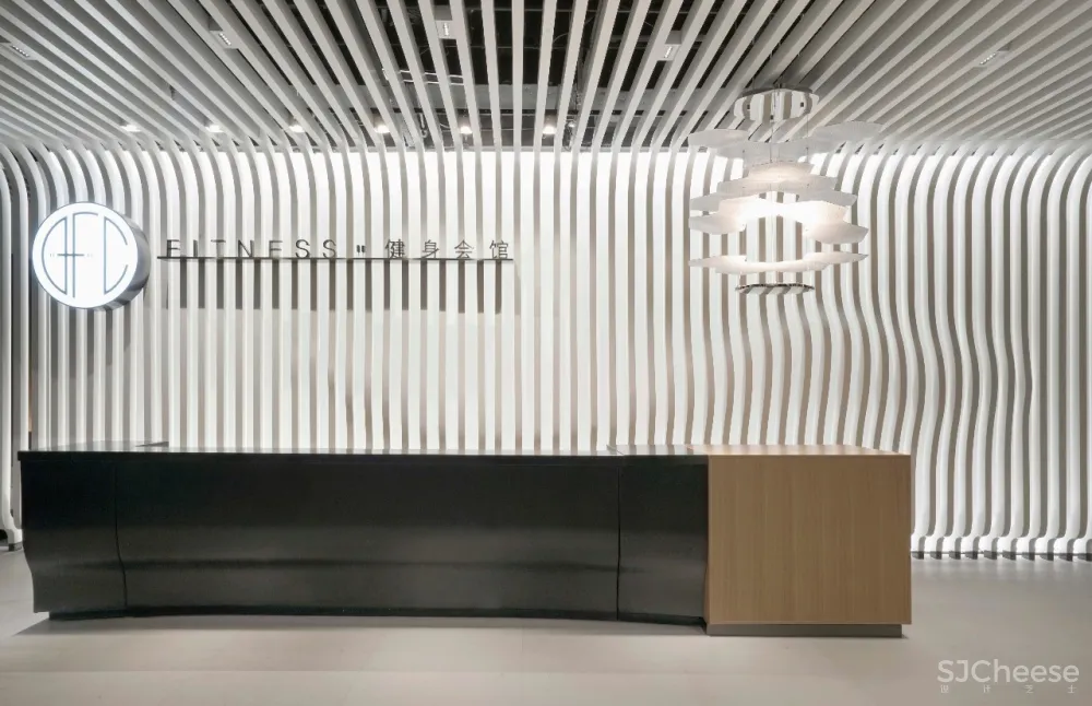 新作 | 复星集团 · BFC 外滩金融中心空中健身会所 · 连自成重磅新作