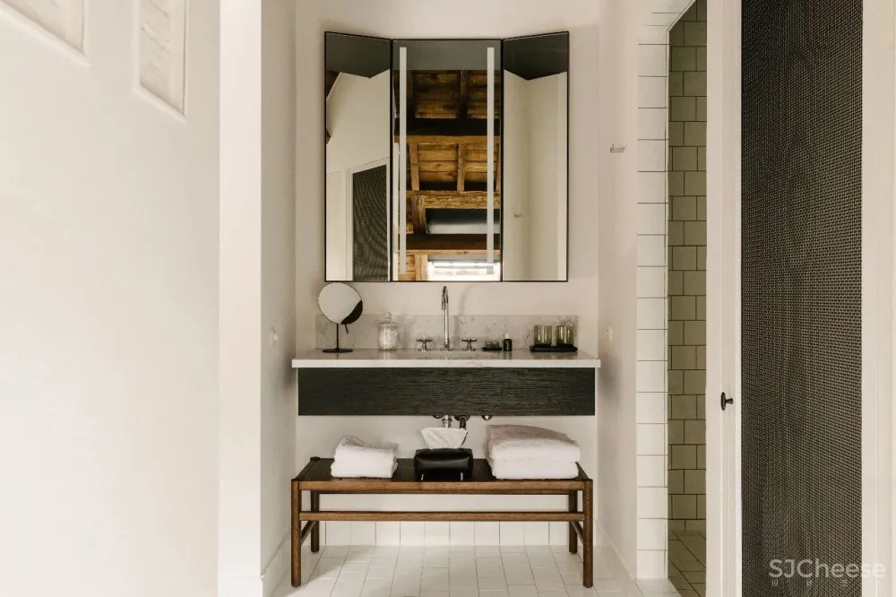 Vincent Van Duysen新作 | AUGust,宁静的城市天堂