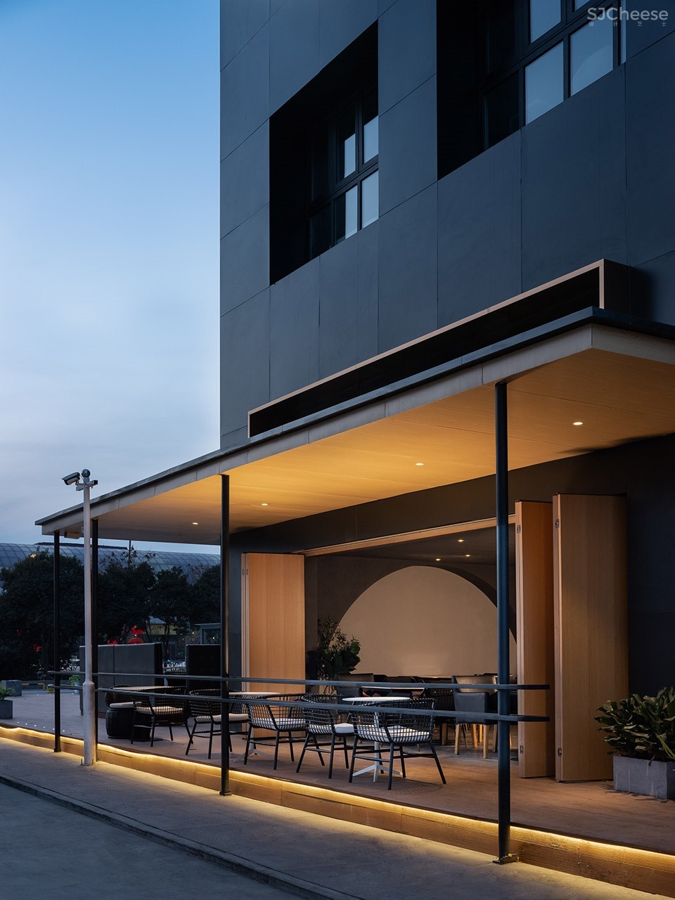 薄荷花园酒吧,河北 / 侯天天+李成+刘晓鲁