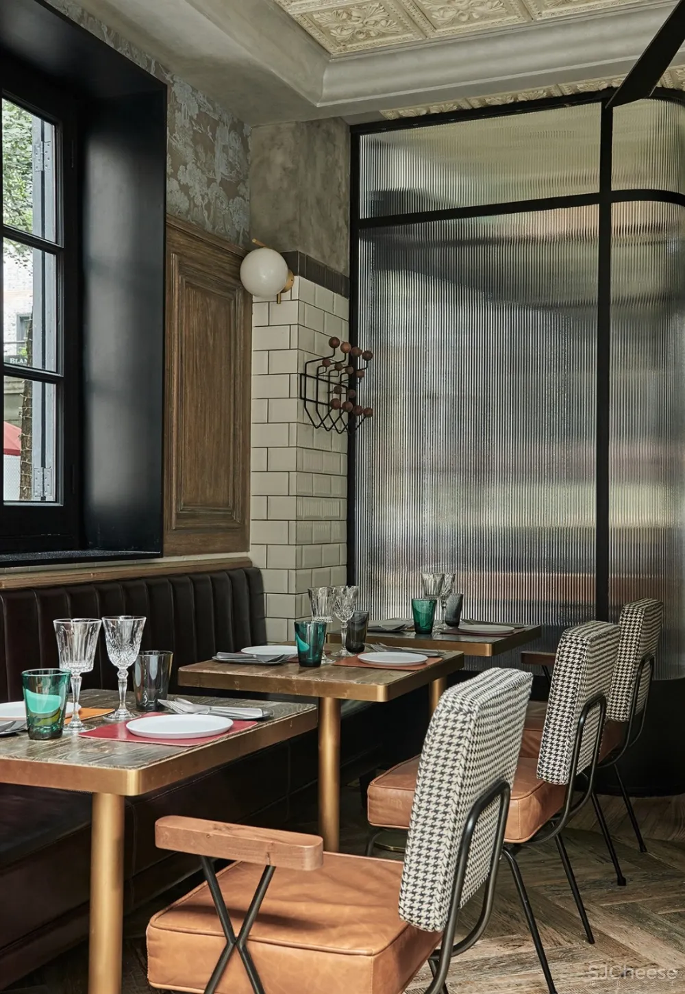 Baptiste Bohu作品 | POLUX,前卫法式休闲酒馆