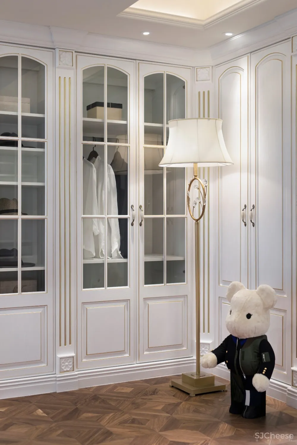 魅无界设计丨颐和山庄别墅:在3000㎡独栋别墅中,聆享优雅法式生活意境