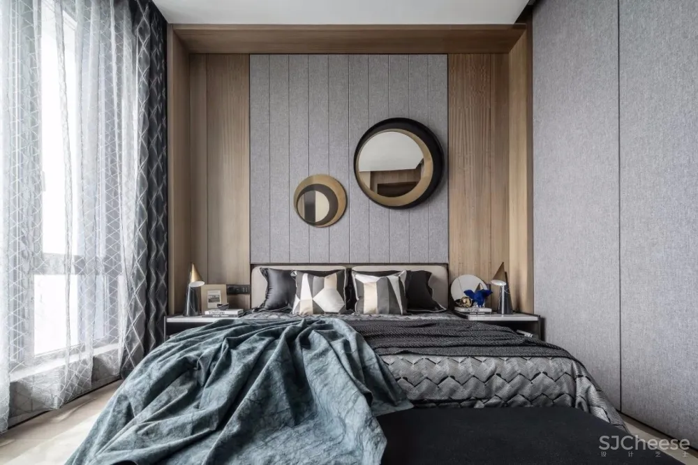 新作 | 775m² 深圳半岛城邦 270° 云海天幕超级顶复,无敌空中泳池