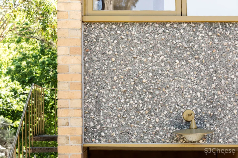 现代主义之家改造/ WOWOWA Architects