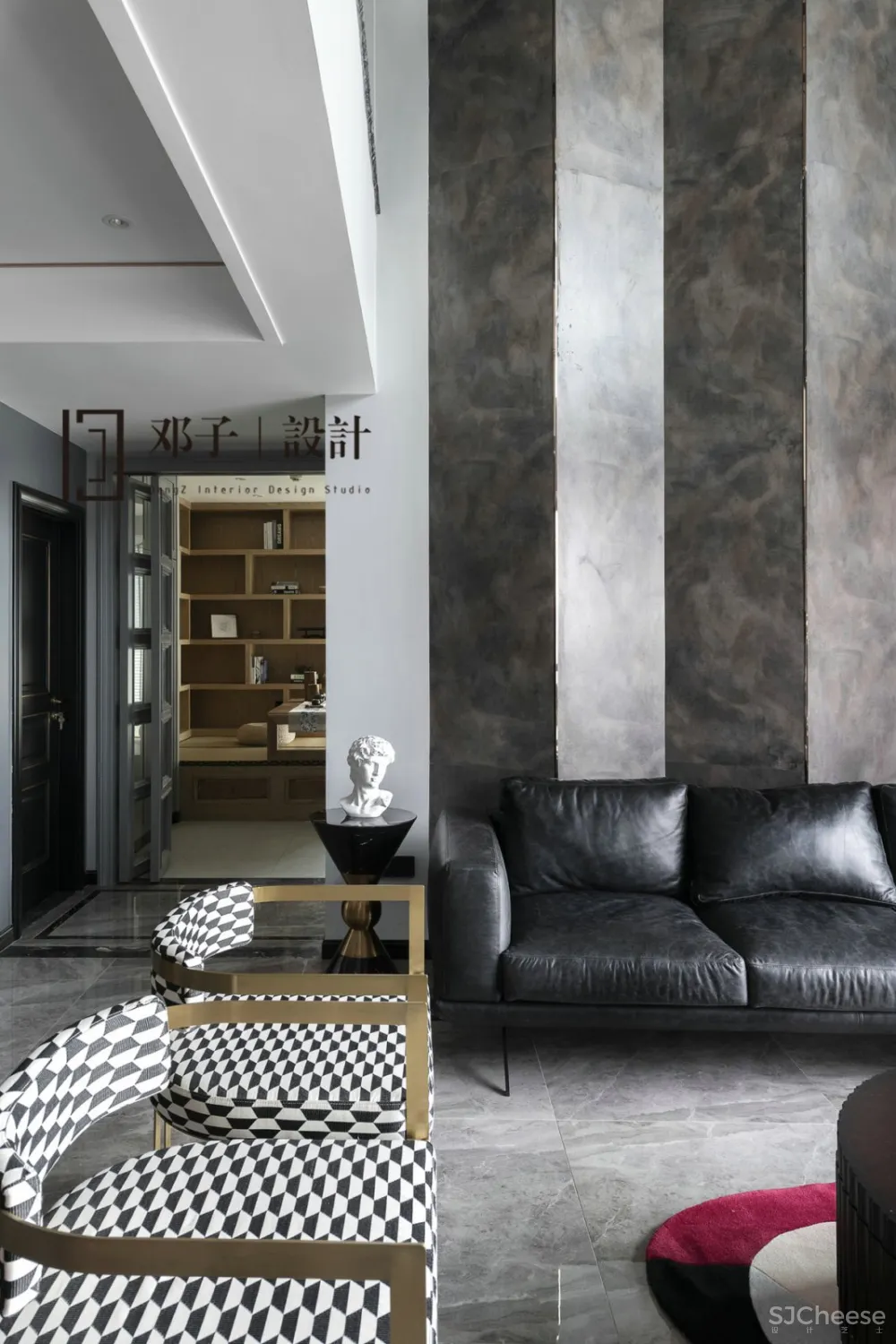 167㎡水晶灯与玛吉斯陀螺椅的完美会面 邓子设计