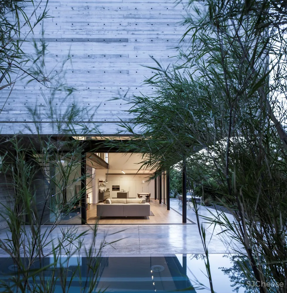 SB 住宅 / Pitsou Kedem Architects