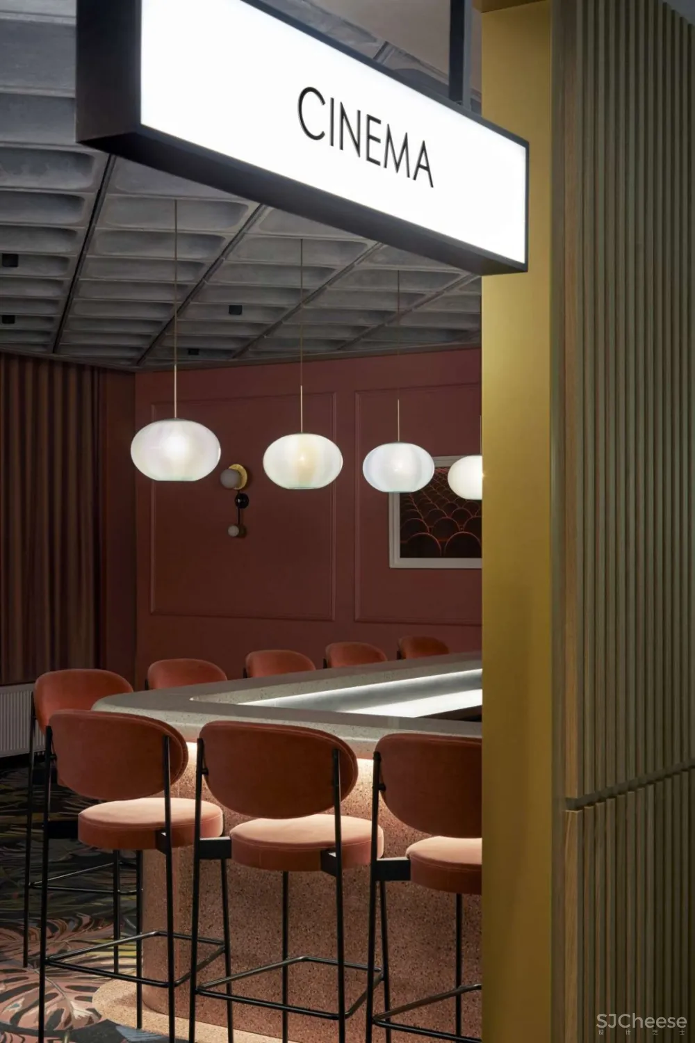 波兰现代工业的精致与活力，PURO酒店 SUPER FUTURES