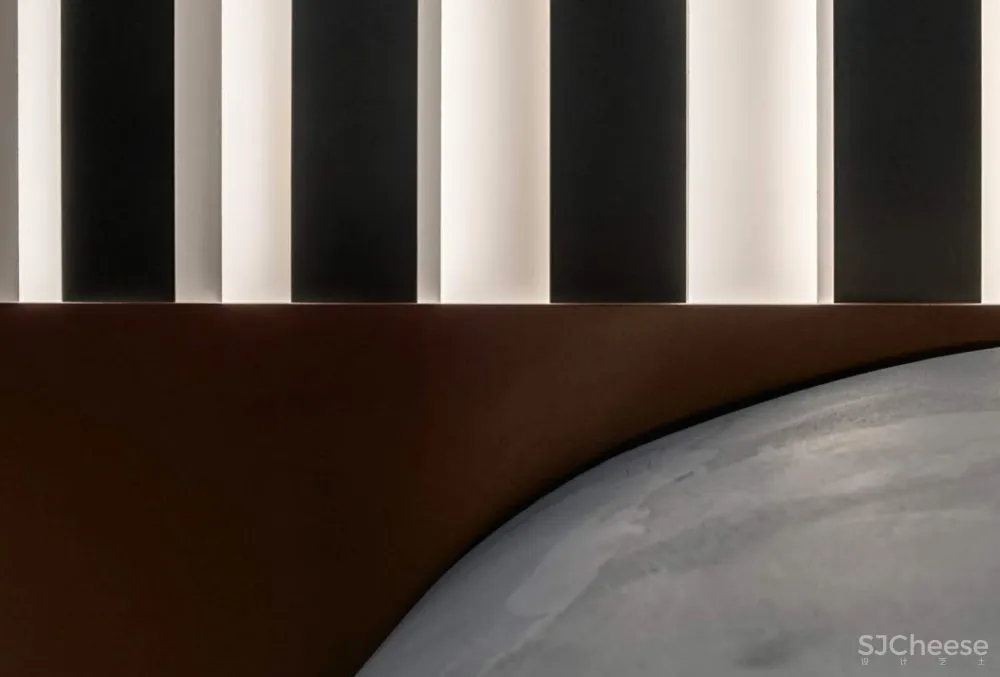 集咖啡、酒吧和甜品于一体的米兰时尚小店 Salvatore Massone