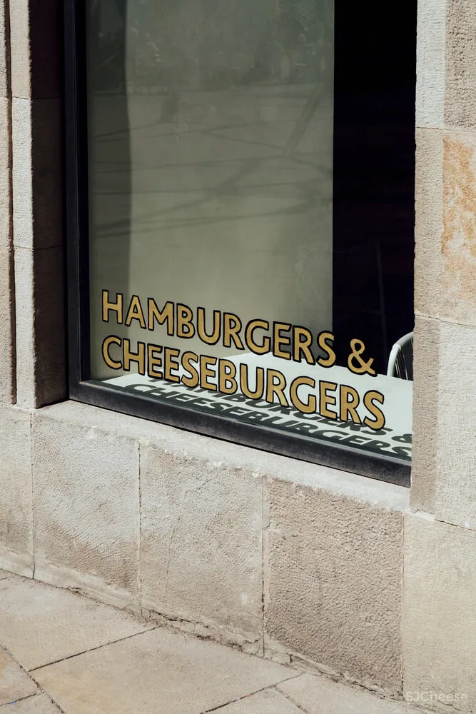 MESURA | 西班牙一间30平米休闲餐厅