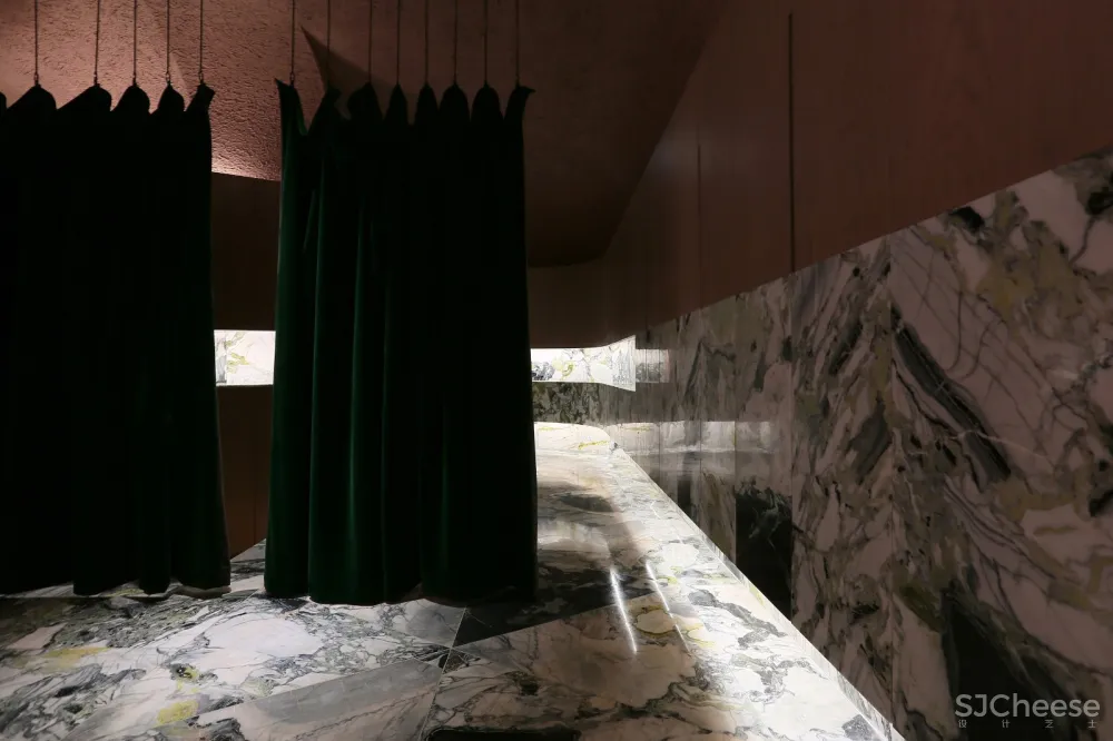 WUWake up 高端美发沙龙 素质传播