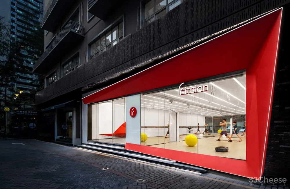 在对抗之间释放自我,深圳Fitsion健身体验中心 深度进化设计事务所