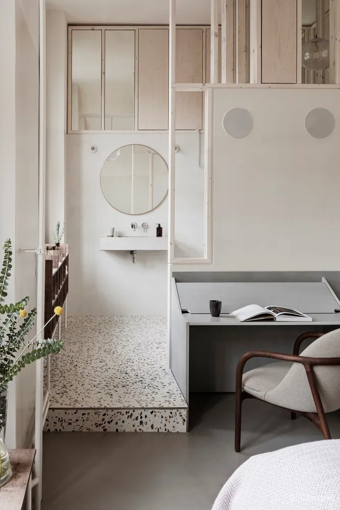 历史元素与未来功能之间创造视觉张力,柏林酒店改造 Jonathan Tuckey Design