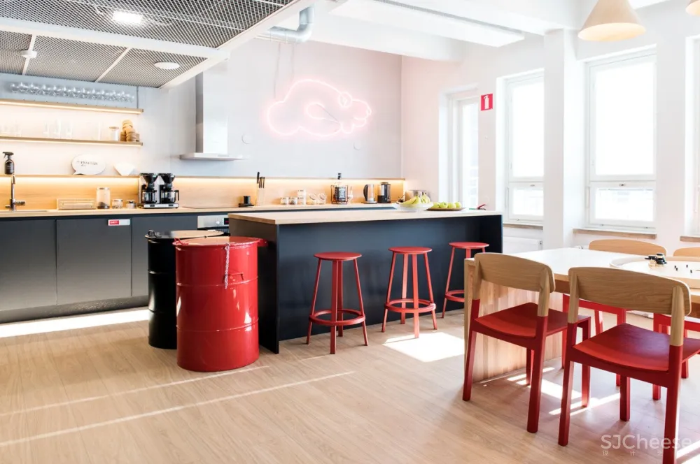 Fraktio新的办公空间，让员工有种宾至如归的感觉 Franz Designs