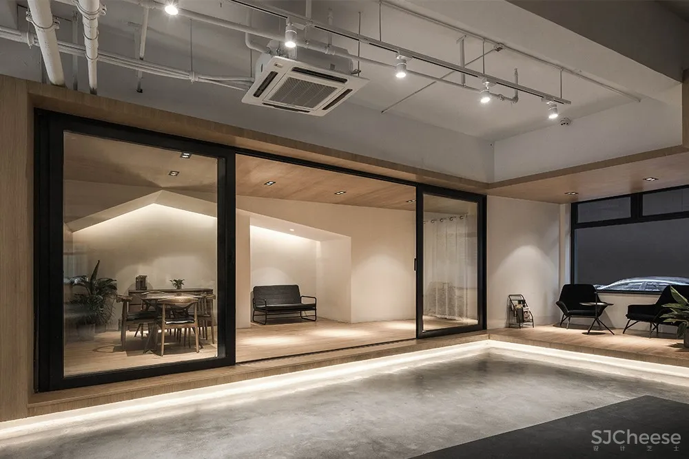 Powerfit Studio 跑瓦健身 墨照建筑设计事务所