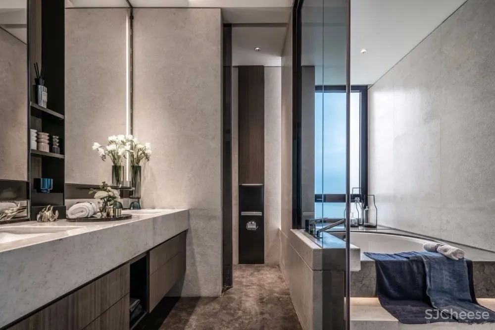 新作 | 775m² 深圳半岛城邦 270° 云海天幕超级顶复,无敌空中泳池