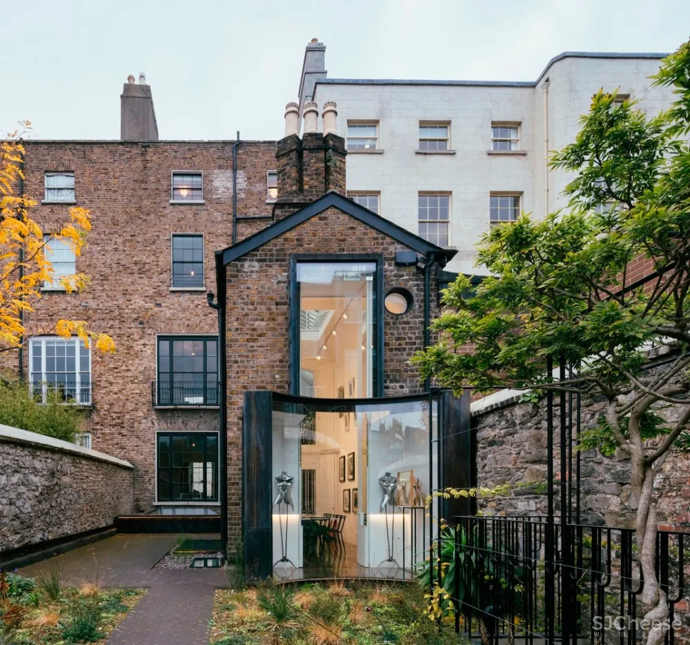 这栋联排别墅翻修后丨实在太潮了