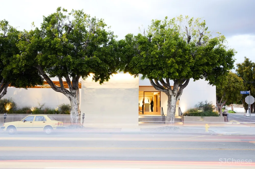 auburn餐厅室内设计,洛杉矶 / Klein Agency