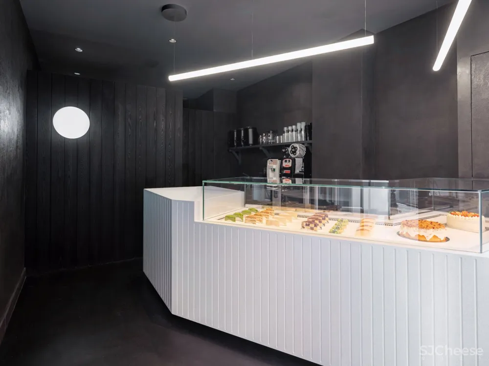 伦敦Kova甜品中国城店 Atelier Baulier