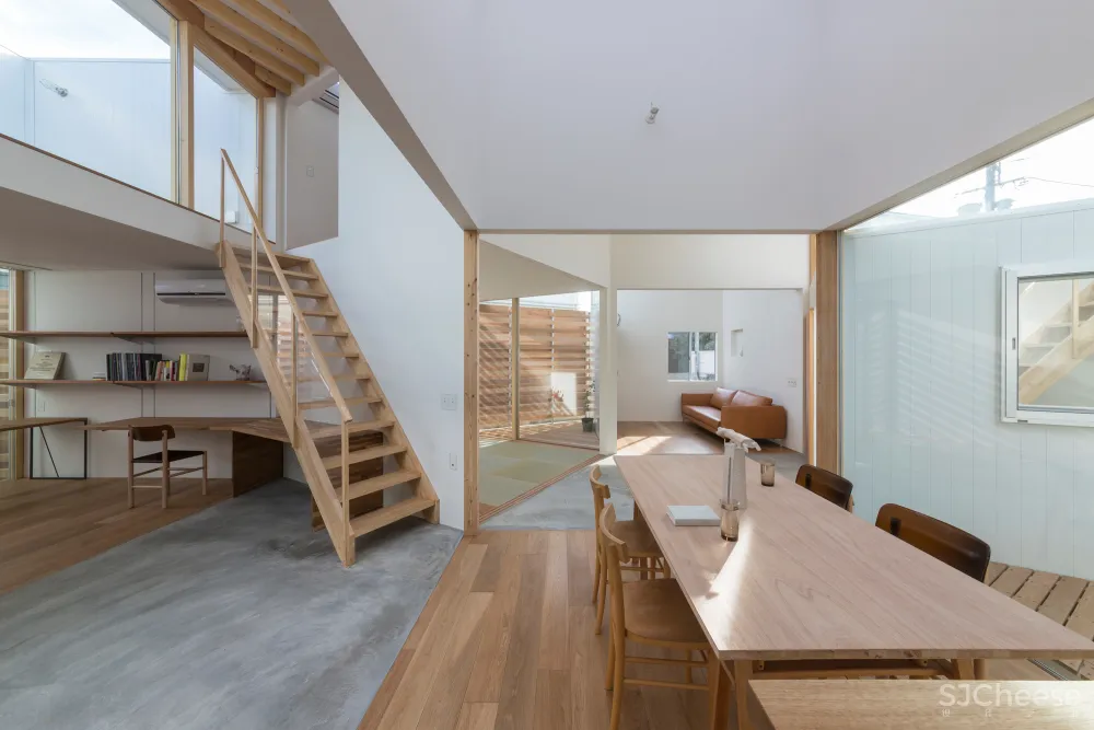 House in Hokusetsu by Tato Architects
