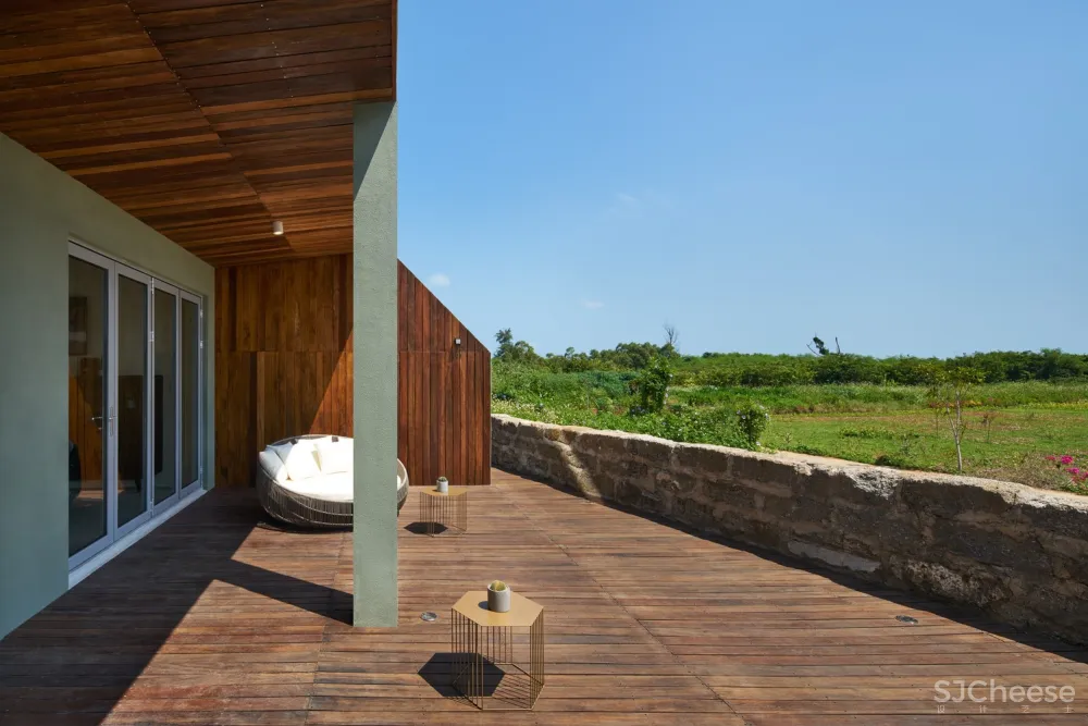 青骊拂晓酒店 / 间外建筑工作室