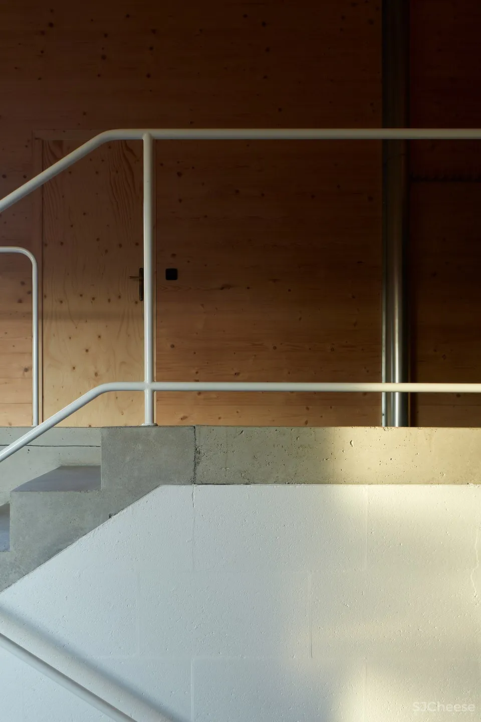 墙后住宅，捷克 / Mjölk architects