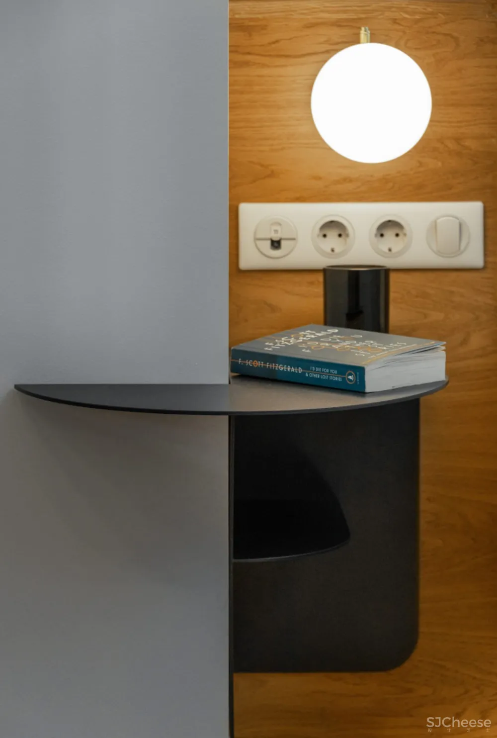 黑框隔断+水磨石丨新古典也可以这么玩