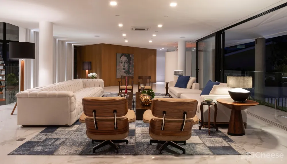 Estúdio Cláudio Resmini | 巴西湖畔三层别墅