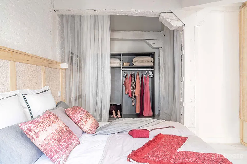 西班牙一间45平米迷人loft女孩公寓