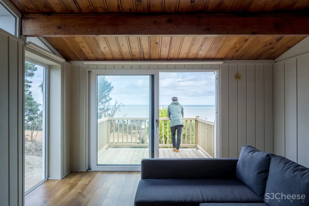 Riverchapel度假小屋扩建,爱尔兰 / Robert Bourke Architects