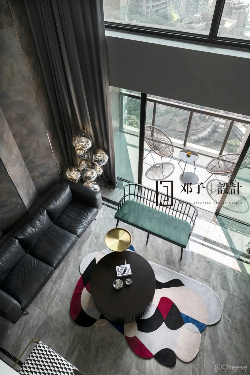 167㎡水晶灯与玛吉斯陀螺椅的完美会面 邓子设计