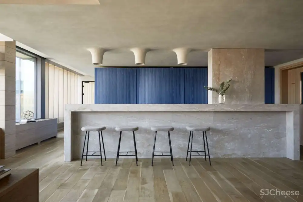 波兰现代工业的精致与活力，PURO酒店 SUPER FUTURES