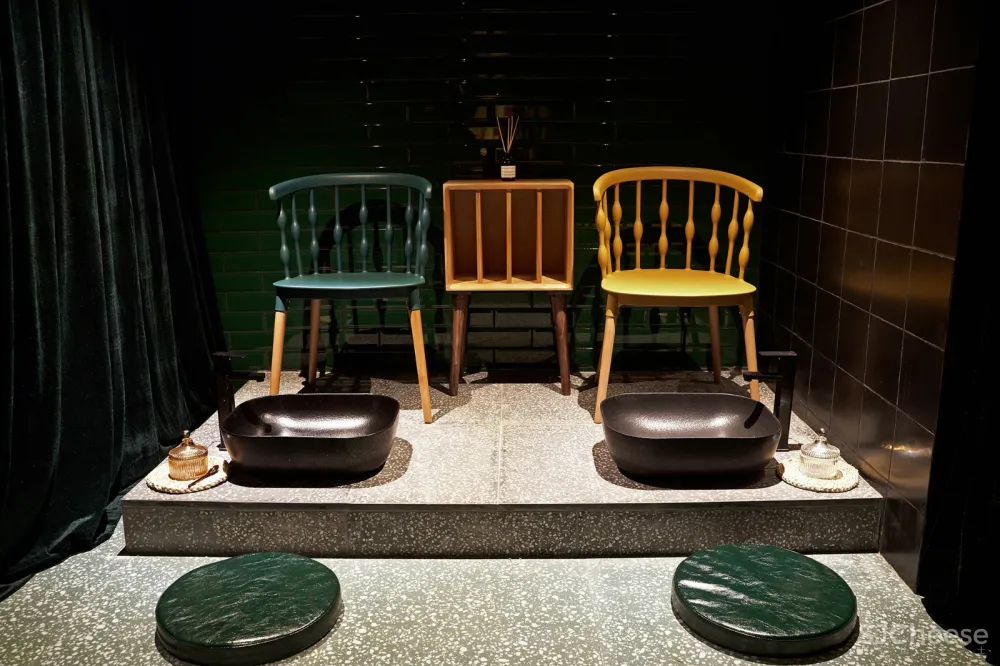 AROMA DREAM 泰式按摩水疗店 灯灯灯凳创意工作室