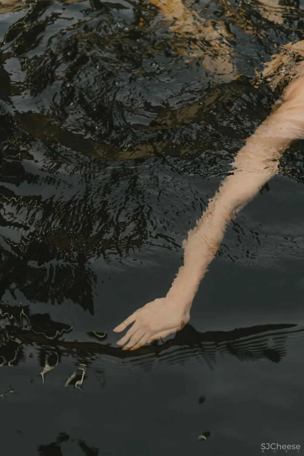 Vincent Van Duysen新作 | AUGust,宁静的城市天堂