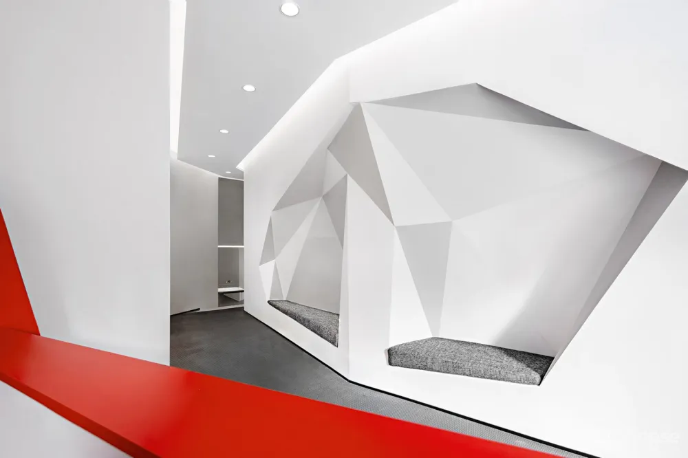 在对抗之间释放自我,深圳Fitsion健身体验中心 深度进化设计事务所